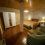 Ribeira Dos Caldeiroes 컨트리하우스 Achada
