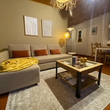 Ribeira Dos Caldeiroes 乡村民宿 *