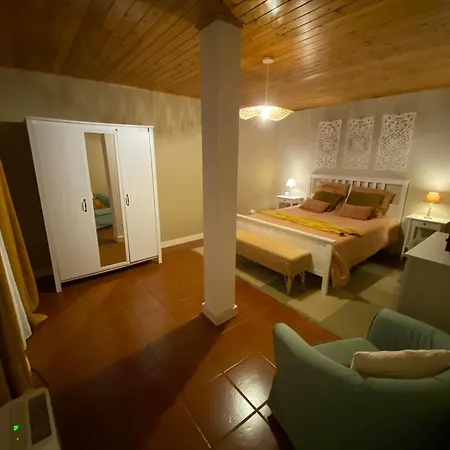 Ribeira Dos Caldeiroes منزل ريفي Achada